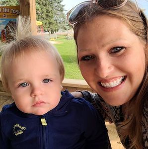 Meet your Posher, Adrianna